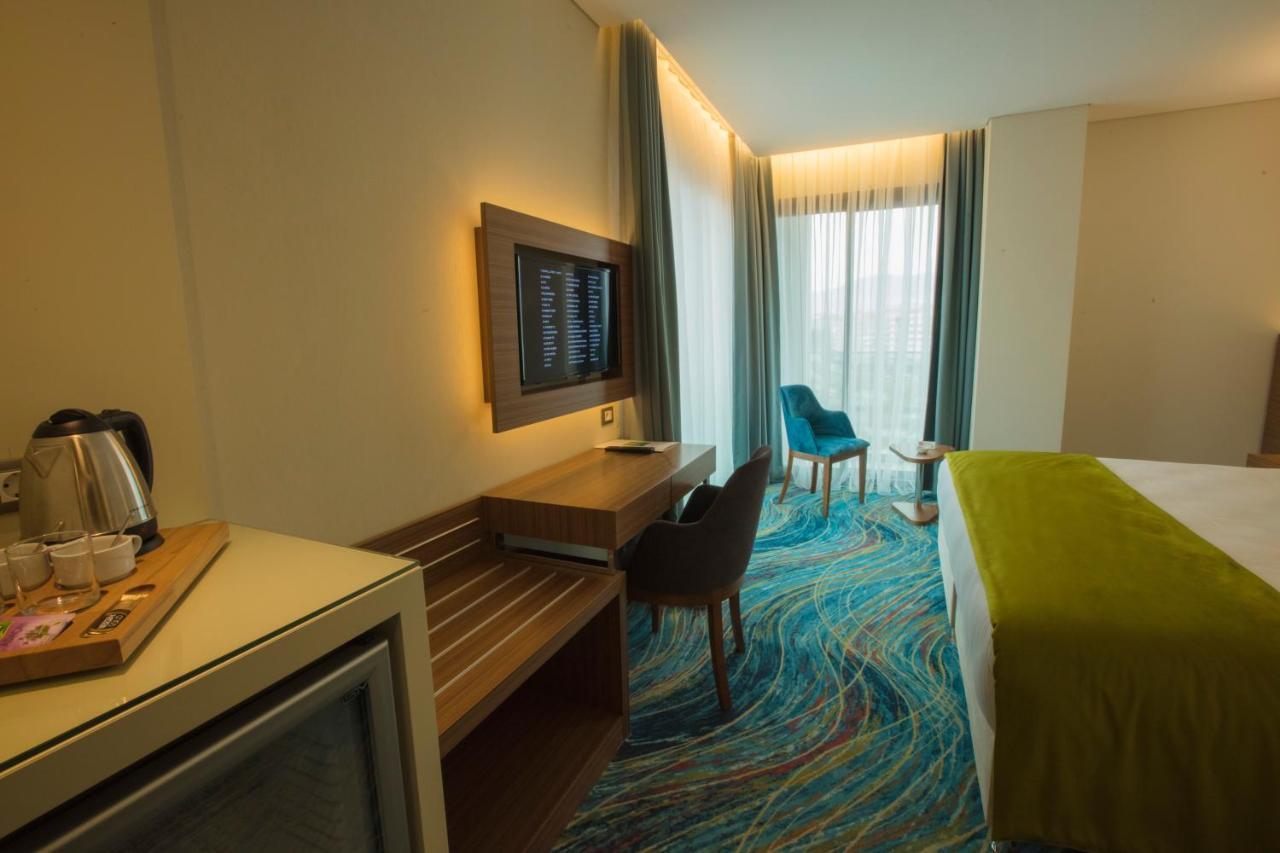 Hotel Ibis Styles Bornova