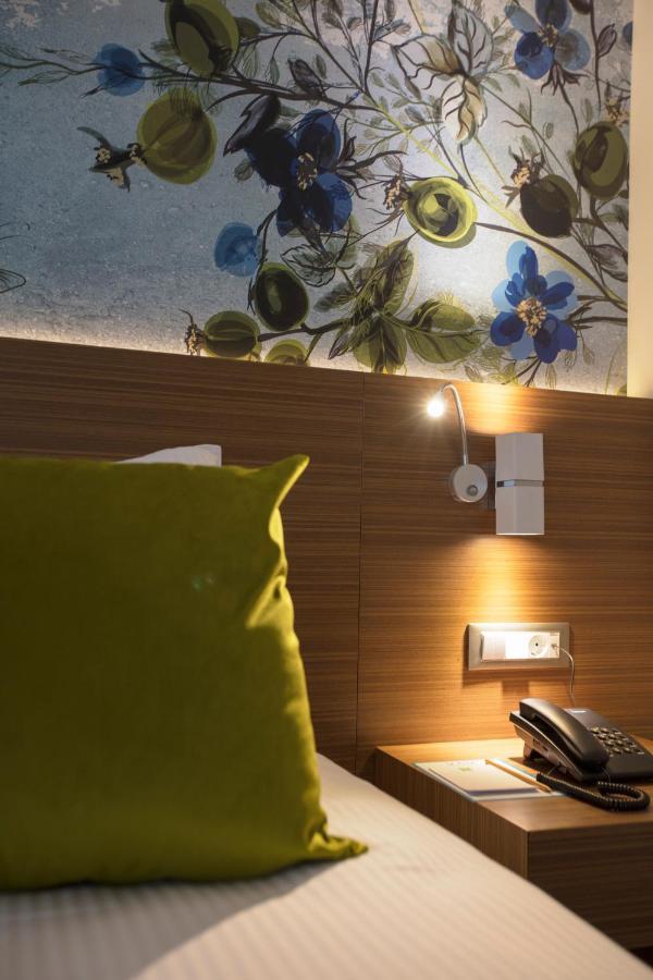 Hotel Ibis Styles Bornova 4*